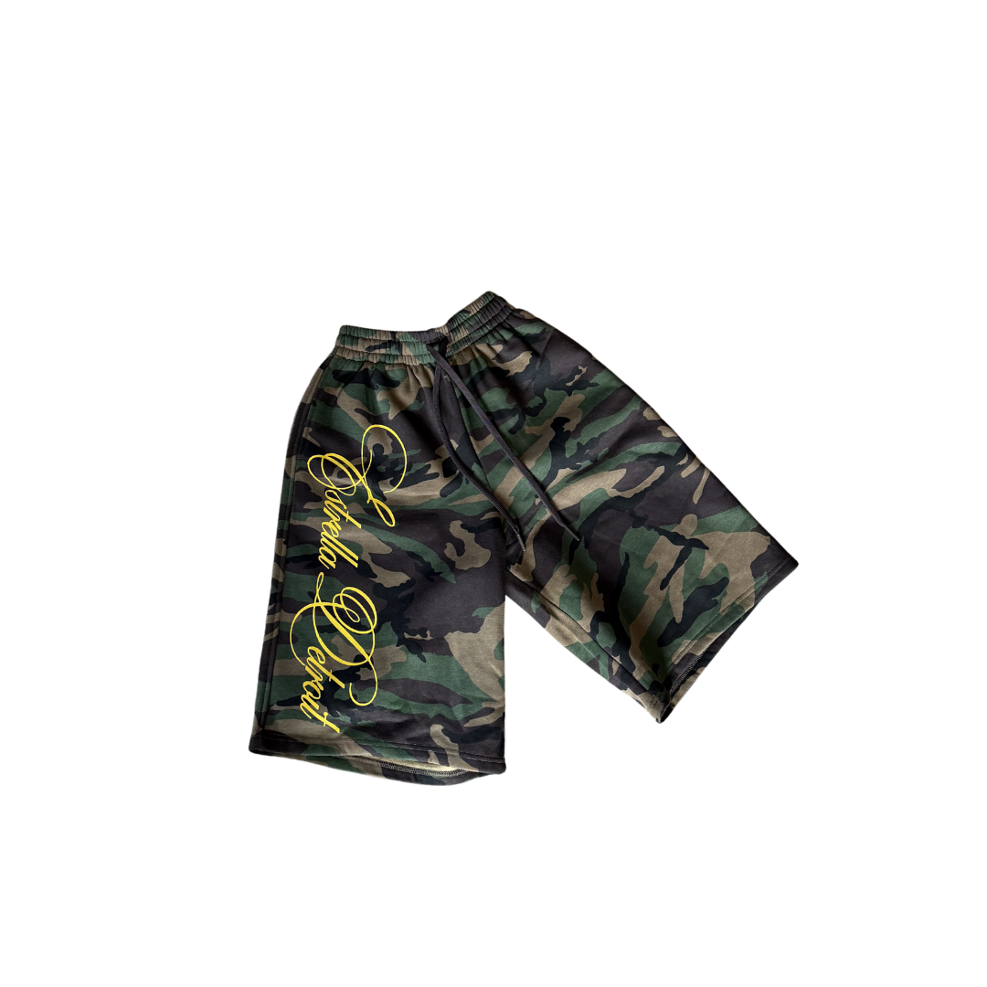 CAMO/YELLOW BAGGY SCRIPT SHORTS